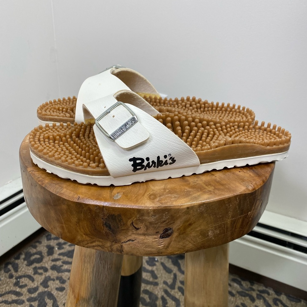 Birkenstocks Birkies womens white orthopedic accupanctur massage sandals size 39